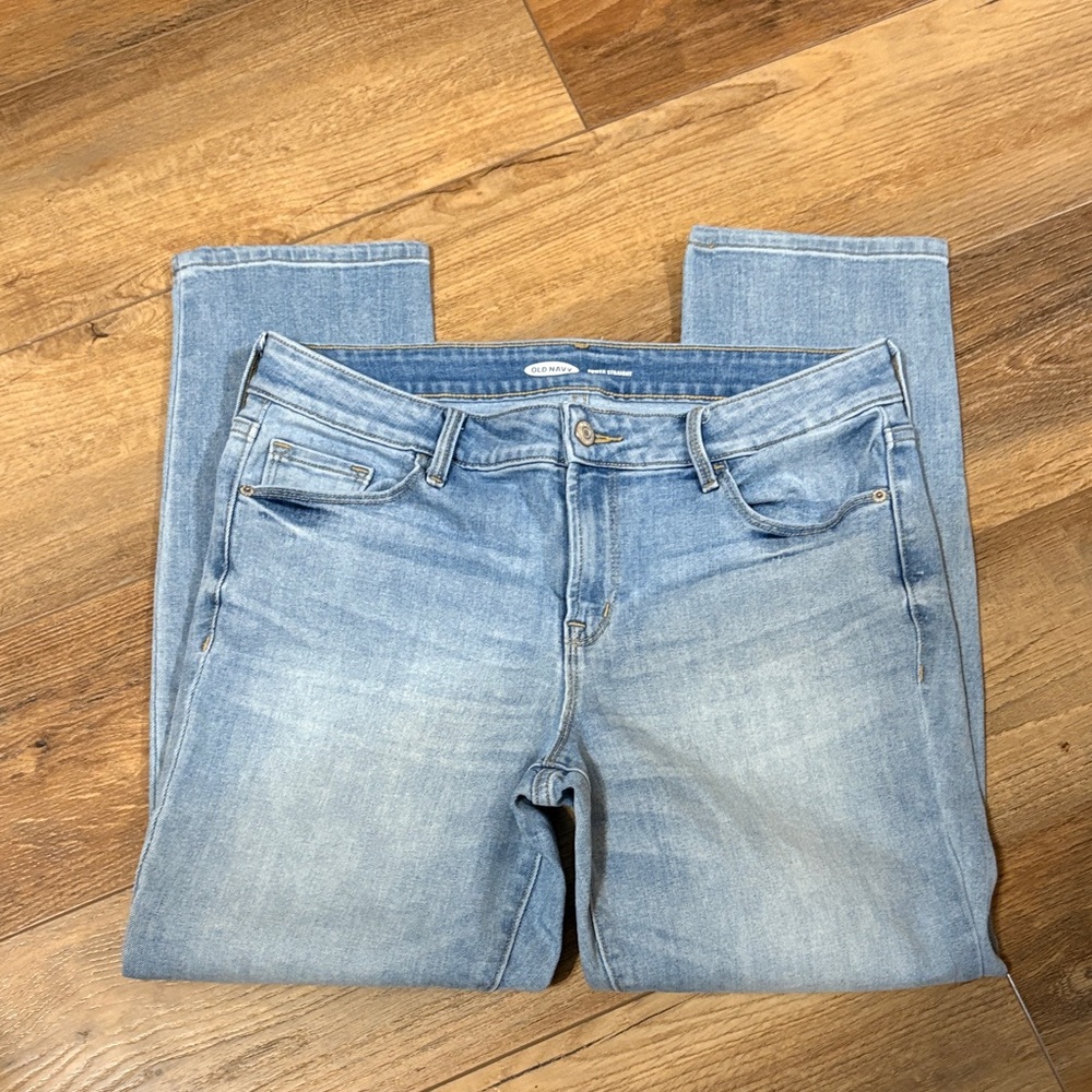 Old Navy Light Blue Women’s Power Straight Jeans